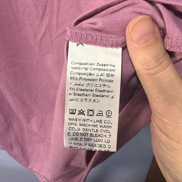 Emery Rose size medium dark pink NWT SHIRT - Picture 4 of 4